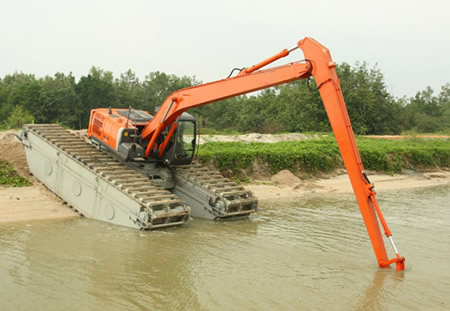 amphibious excavator