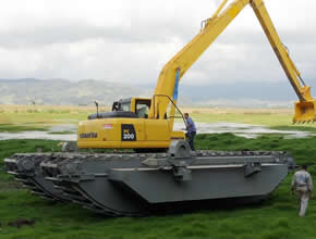 marsh buggy pontoons